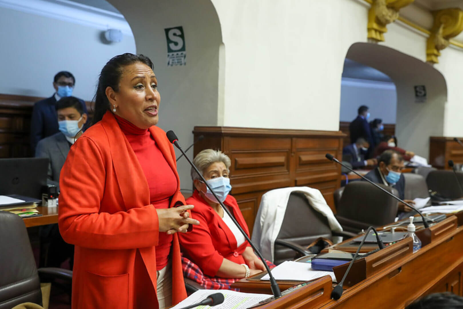 Es falsa la versión de la congresista Medina acerca de que se sometió a consulta previa la modificación a la Ley Forestal