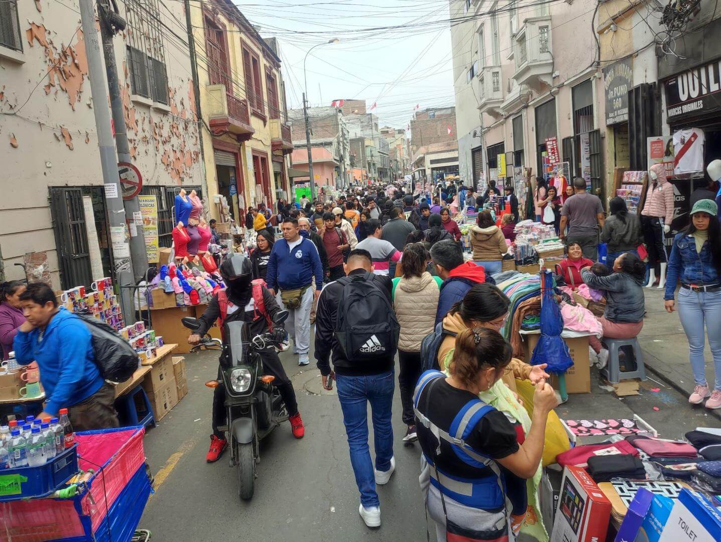 LATENTE. La informalidad expone a las personas a contextos de inseguridad alimentaria.