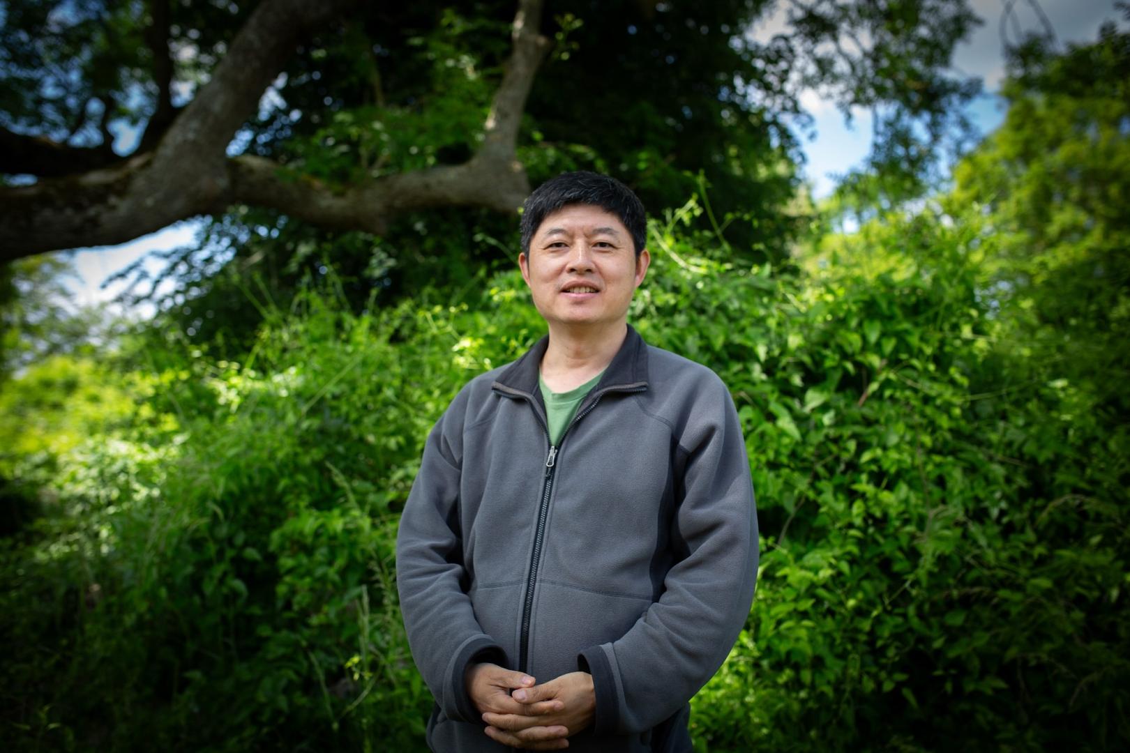 ACTIVISTA EN CHINA. "Si continuamos extrayendo materiales y minerales, sin tener en cuenta las consecuencias, eso puede ser malo", dice Wen Bo.