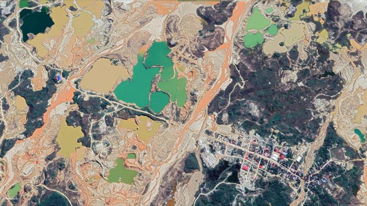 DAÑO. Minería aluvial en el río Colorado arrasó hectáreas de bosque natural en Madre de Dios.