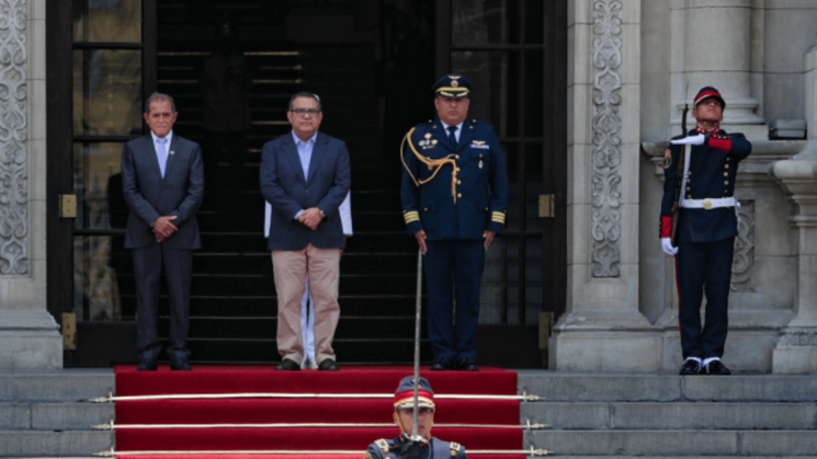 IRREGULARIDADES. Este caso se suma a otras presuntas contrataciones irregulares en el Estado de personas del entorno de Alberto Otárola. 