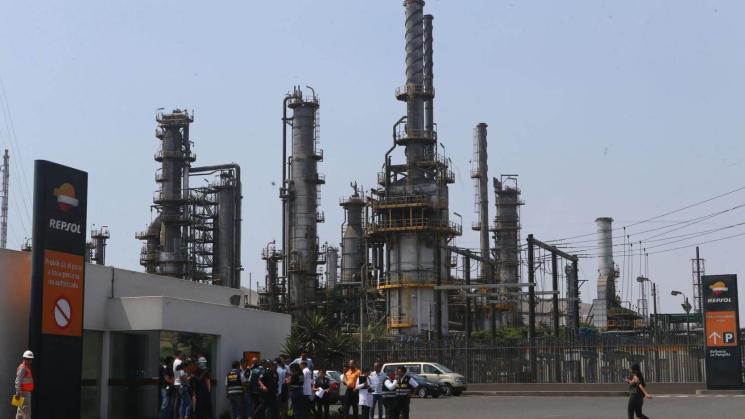 PUESTO UNO. Refinería La Pampilla, de Repsol, es la que más ha facturado en el 2023, y es protagonista del derrame de crudo en el mar, sucedido en enero de 2022.