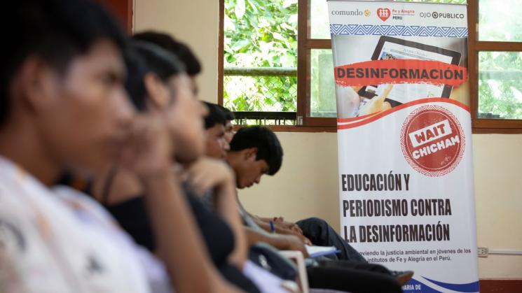 CAPACITACIÓN. Durante tres meses, 76 jóvenes de La Libertad y Amazonas participaron en talleres presenciales y sesiones virtuales impartidas por periodistas de OjoPúblico.