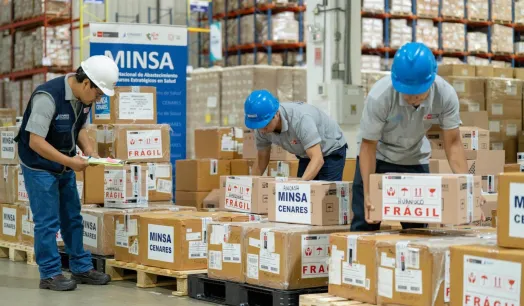 RECURSOS. Cenares es un operador logístico encargado de comprar, abastecer y distribuir medicamentos e insumos; sin embargo, en sus almacenes se han identificado productos vencidos.