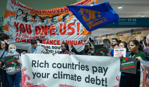 CIERRE. El texto final de la COP29 consideró USD 300.000 millones para financiamiento climático al 2035. Antes hubo otra propuesta que superaba el billón de dólares. 