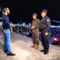 FUERZAS DEL ORDEN. El presidente Nayib Bukele cuenta con el respaldo de la Policía y las fuerzas militares para continuar con su "guerra contra las pandillas".