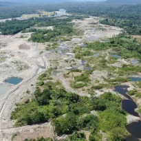 ECUADOR. This is how the Yutzupino sector, which experienced the illegal gold rush between December 2021 and February 2022, was left. Although to a lesser extent, illegal activities have not ceased.