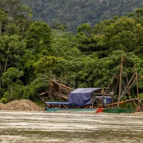 ALERTAS. Desde inicios de año -como ha ocurrido en el río Nanay- han aparecido decenas de dragas mineras en el río Tigre, en Loreto. 